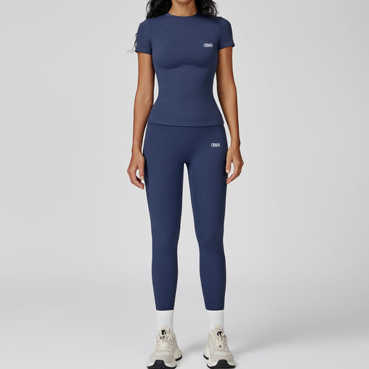 THE MOMENTUM SET – Navy Blue